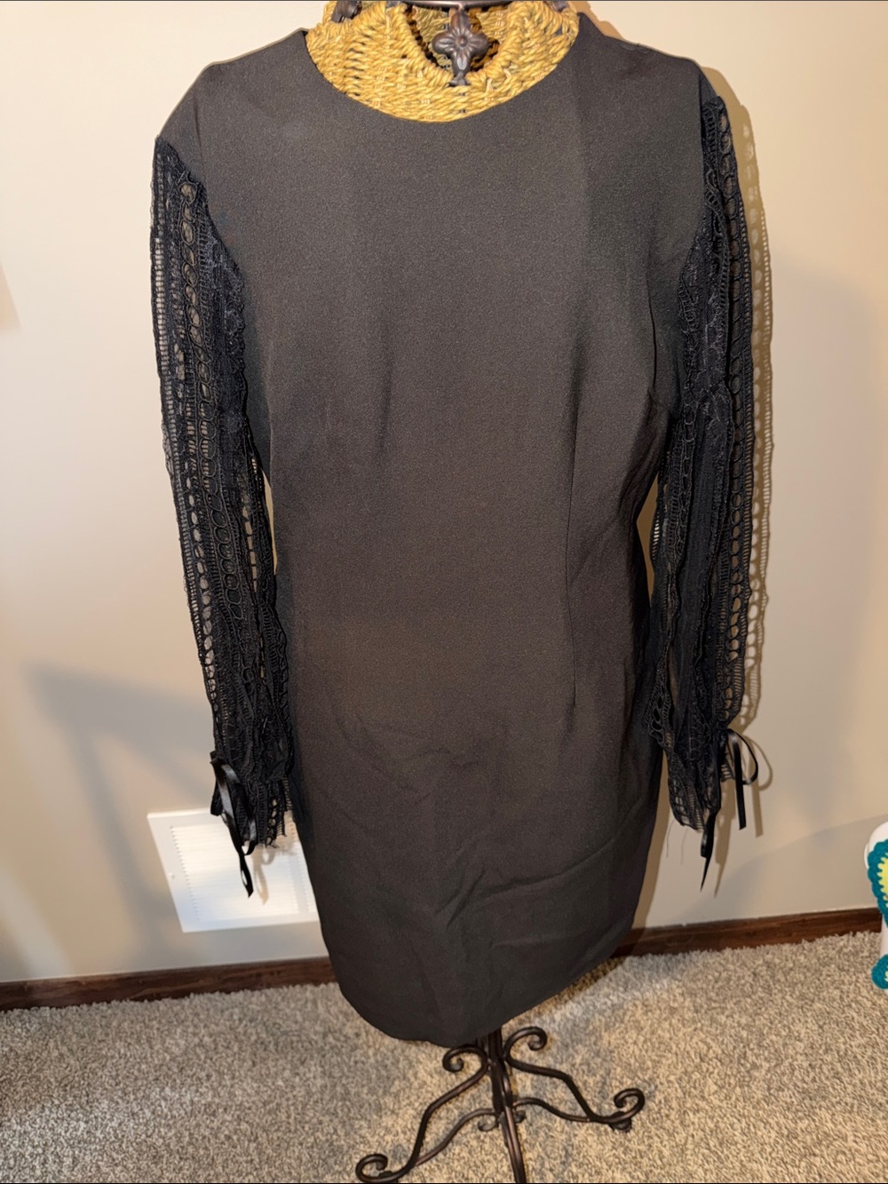 Black Lace-Sleeve Midi Dress - Women's Elegant Shift